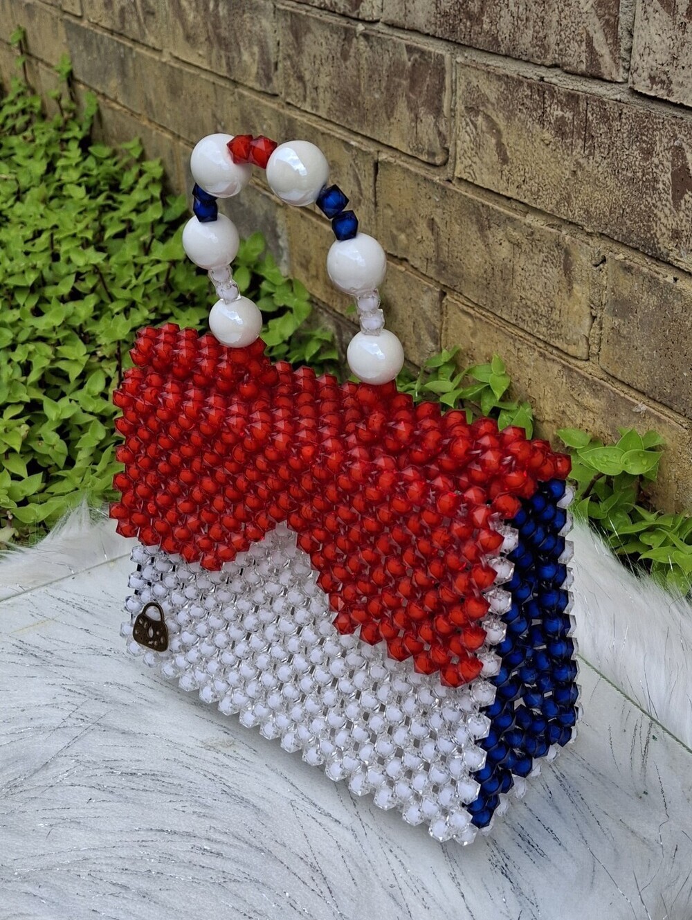 Hand-Carry Red, White, & Blue Beaded Patriotic Purse 4th Of July - Picture 3 of 15